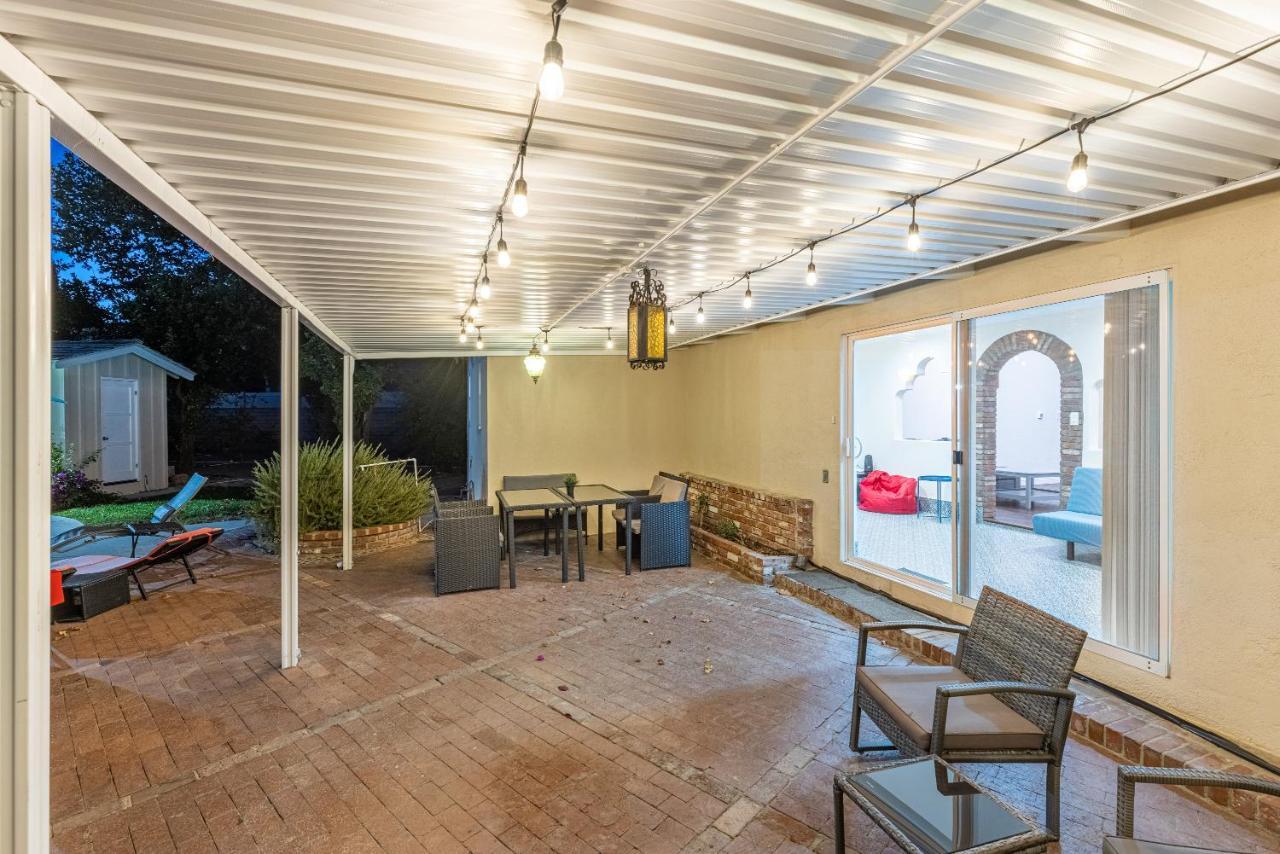 Spacious Home With Garden & Pool 로스앤젤레스 외부 사진