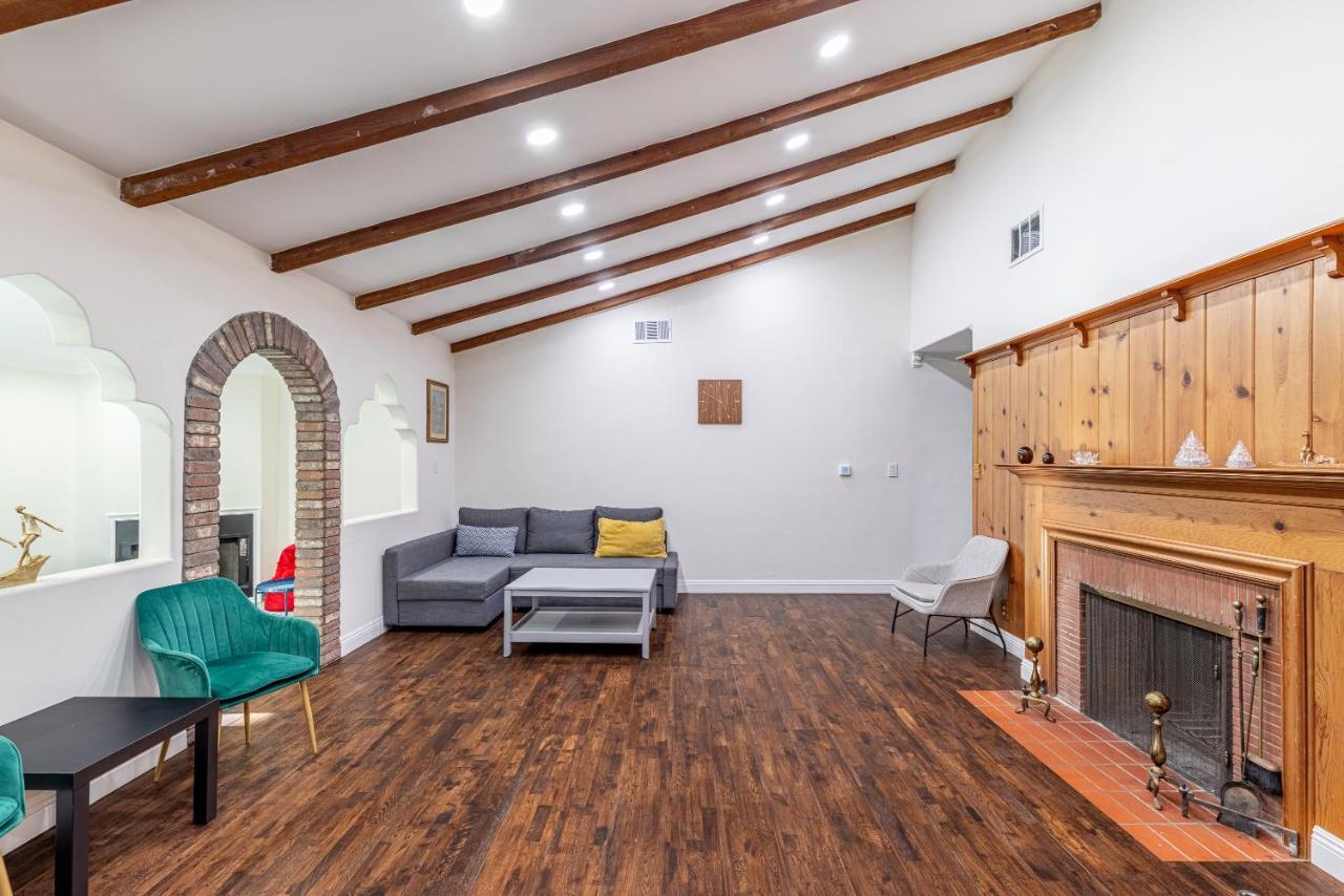 Spacious Home With Garden & Pool 로스앤젤레스 외부 사진